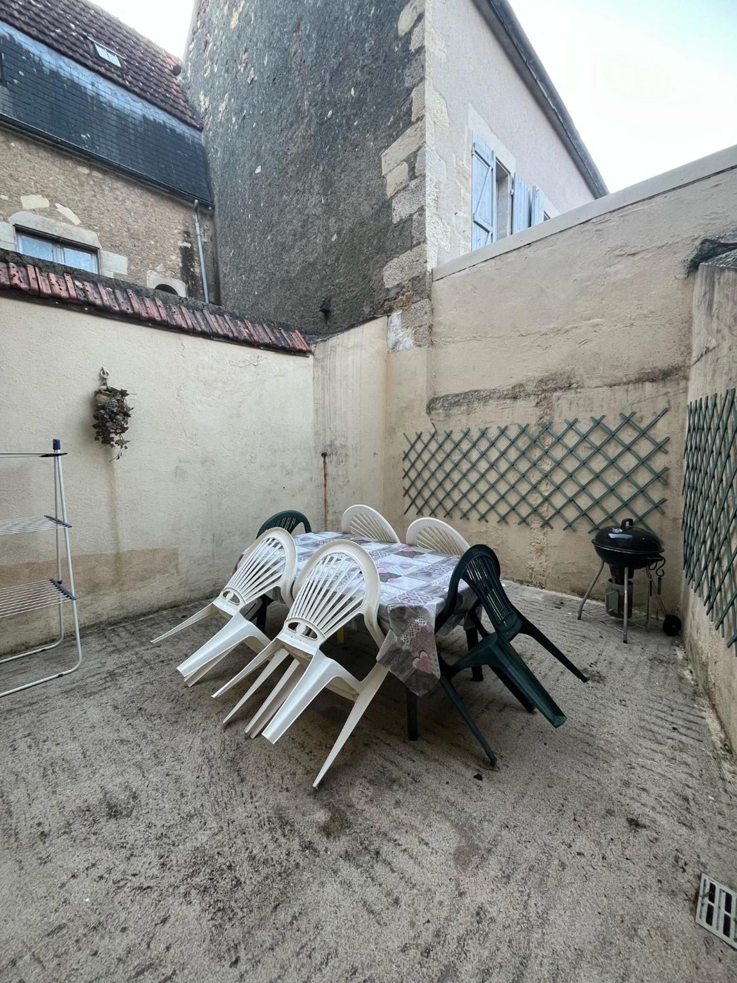 Le Gite Nivernais Varzy Esterno foto